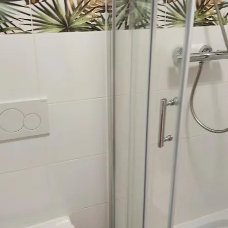 Emarik Bed & Breakfast 3*