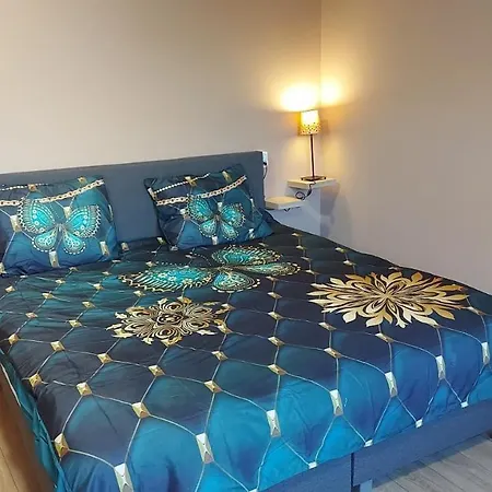 Bed & Breakfast Emarik Podobin