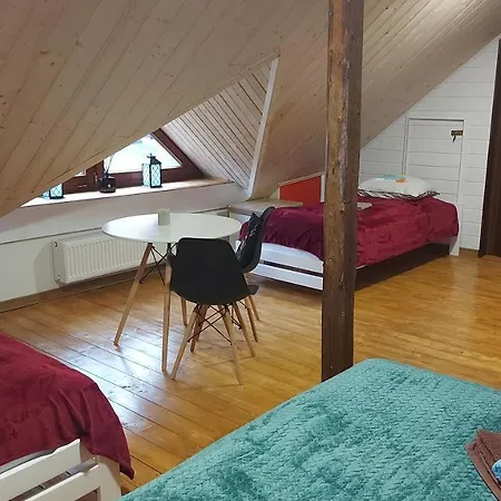 Bed & Breakfast Emarik 3*