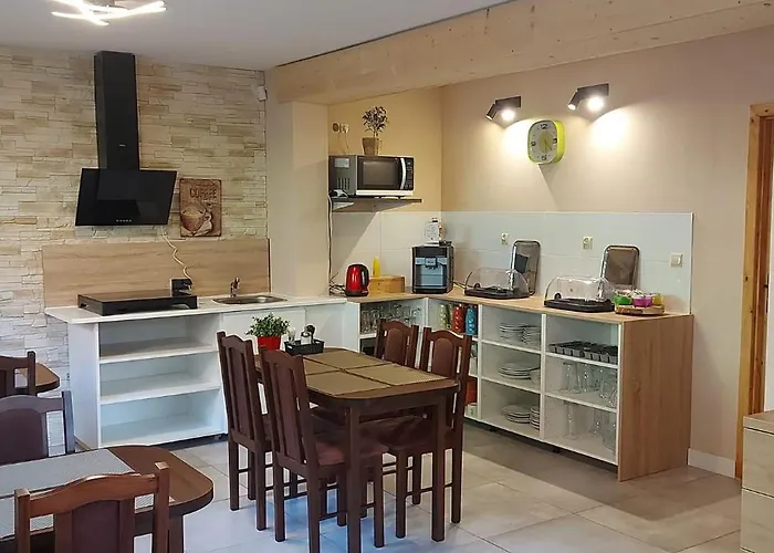 Emarik Bed and breakfast 3*