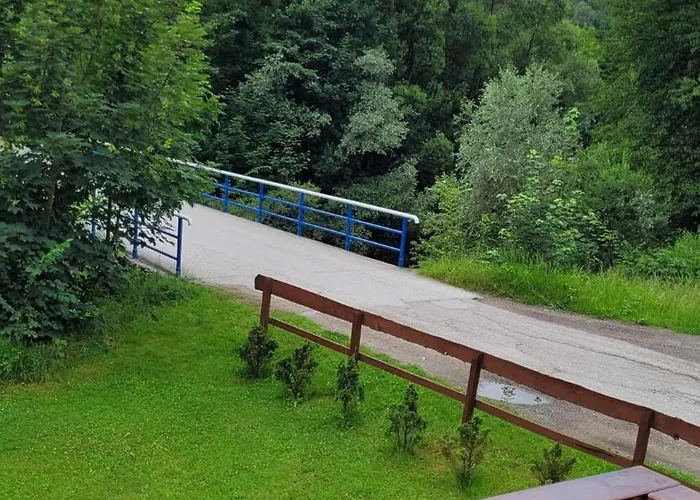 Emarik Bed and breakfast 3*